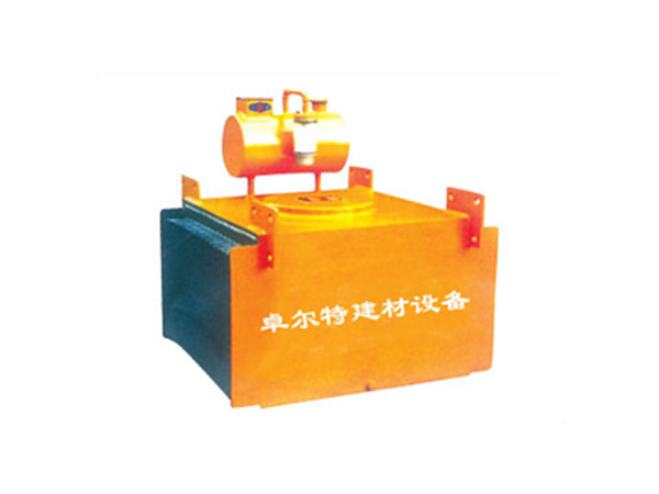 RCDE系列油冷懸掛式電磁除鐵器.jpg